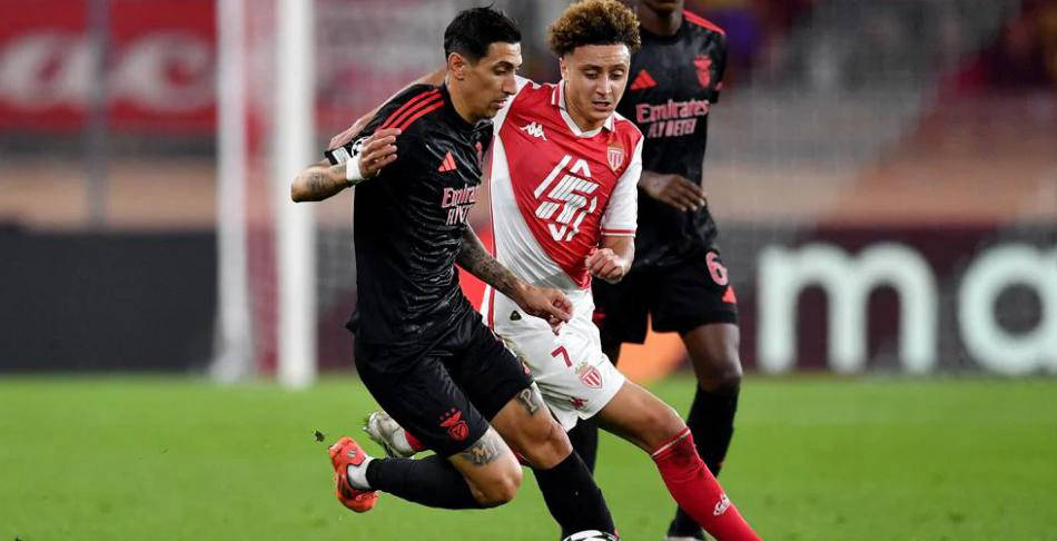 摩纳哥客场大胜，成功脱离降级区