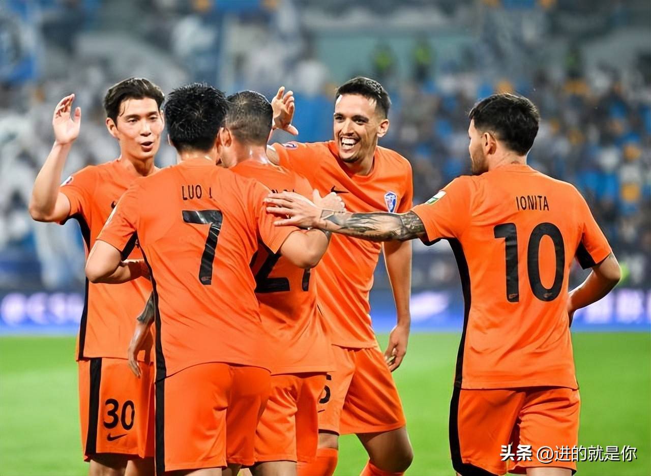 天津争四：客场胜深圳暂时杀入前四，争夺亚冠资格的简单介绍