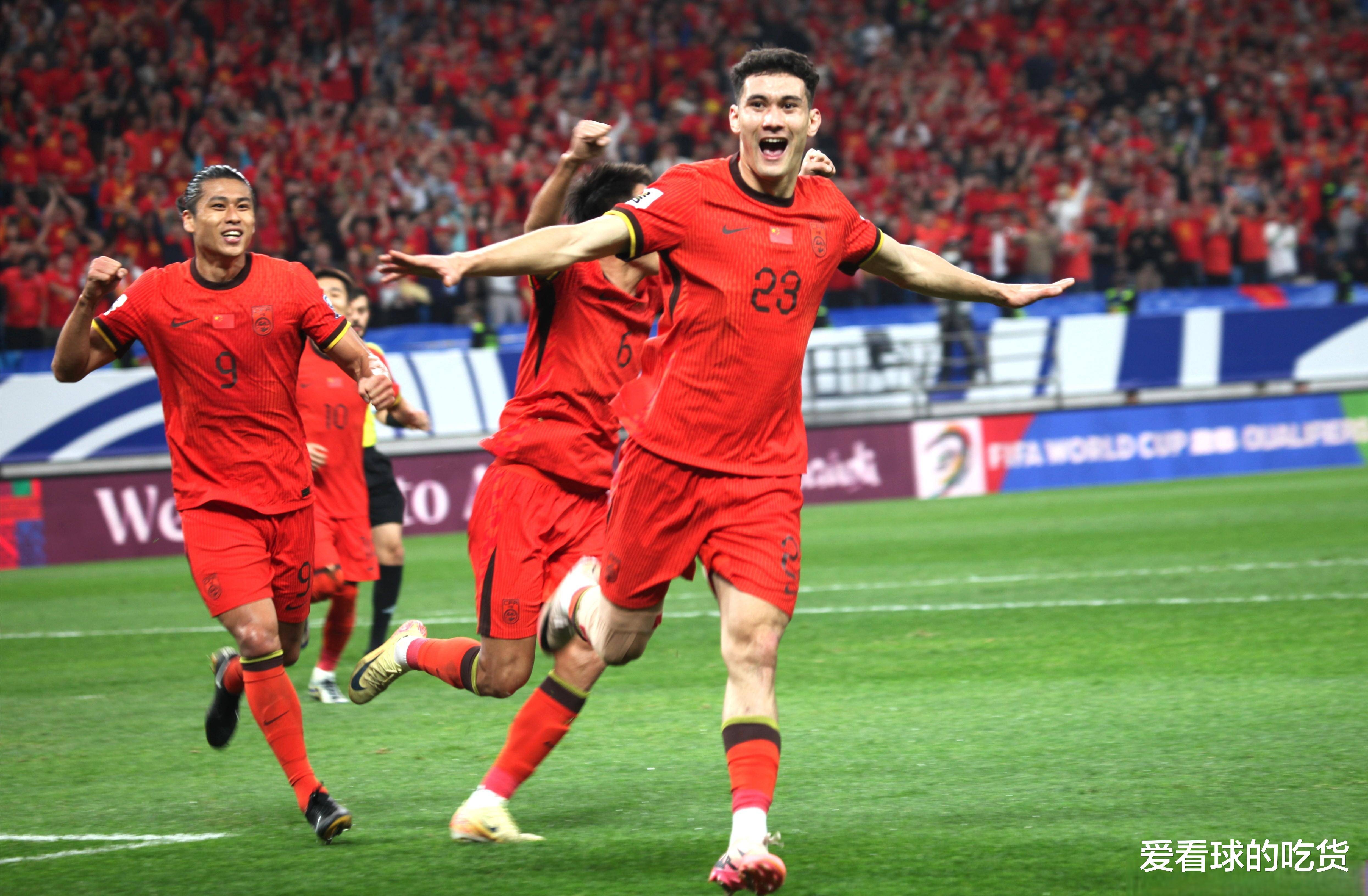 包含新疆球员代表国家队出征引发关注的词条