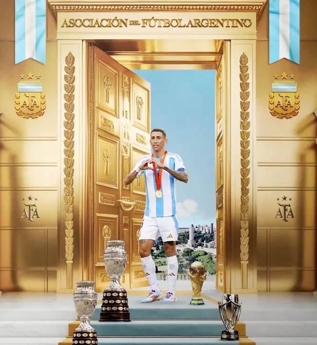 西班牙游泳名将实现三连冠壮举