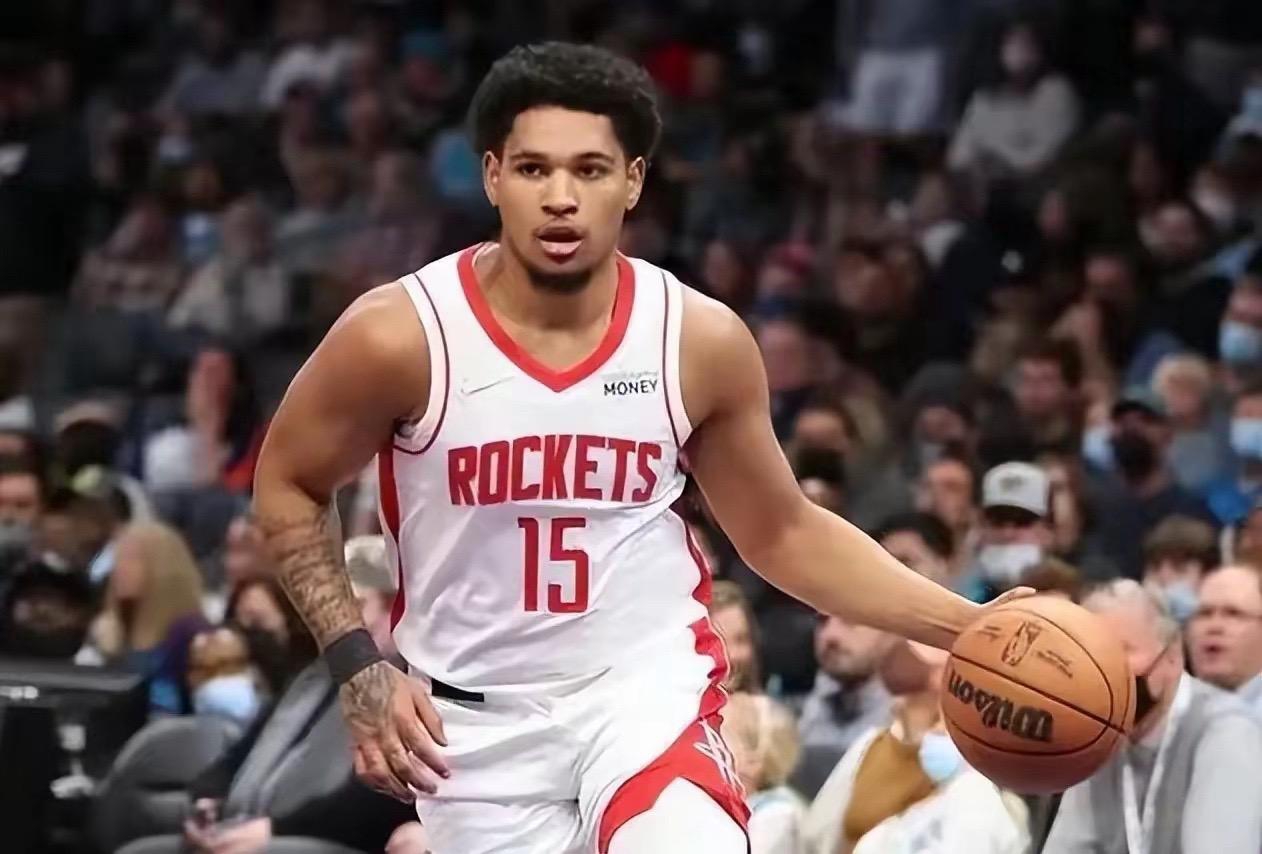 日本男篮逆转南韩男篮，西蒙斯高光表现