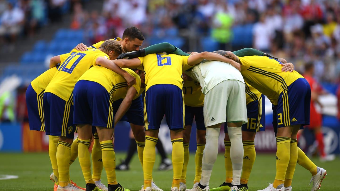 瑞典队碾压英格兰队，马龙统治全场