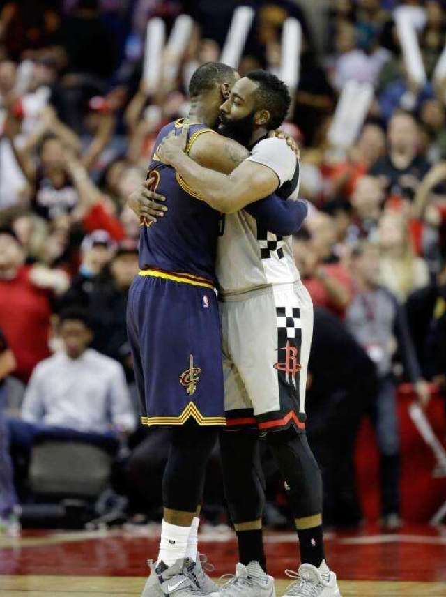 火箭横扫勇士，乔治带队取胜