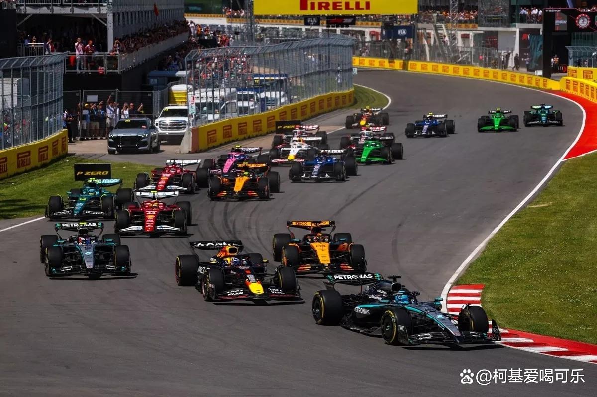 红牛车队完胜红牛二队，拉塞尔惊艳四座