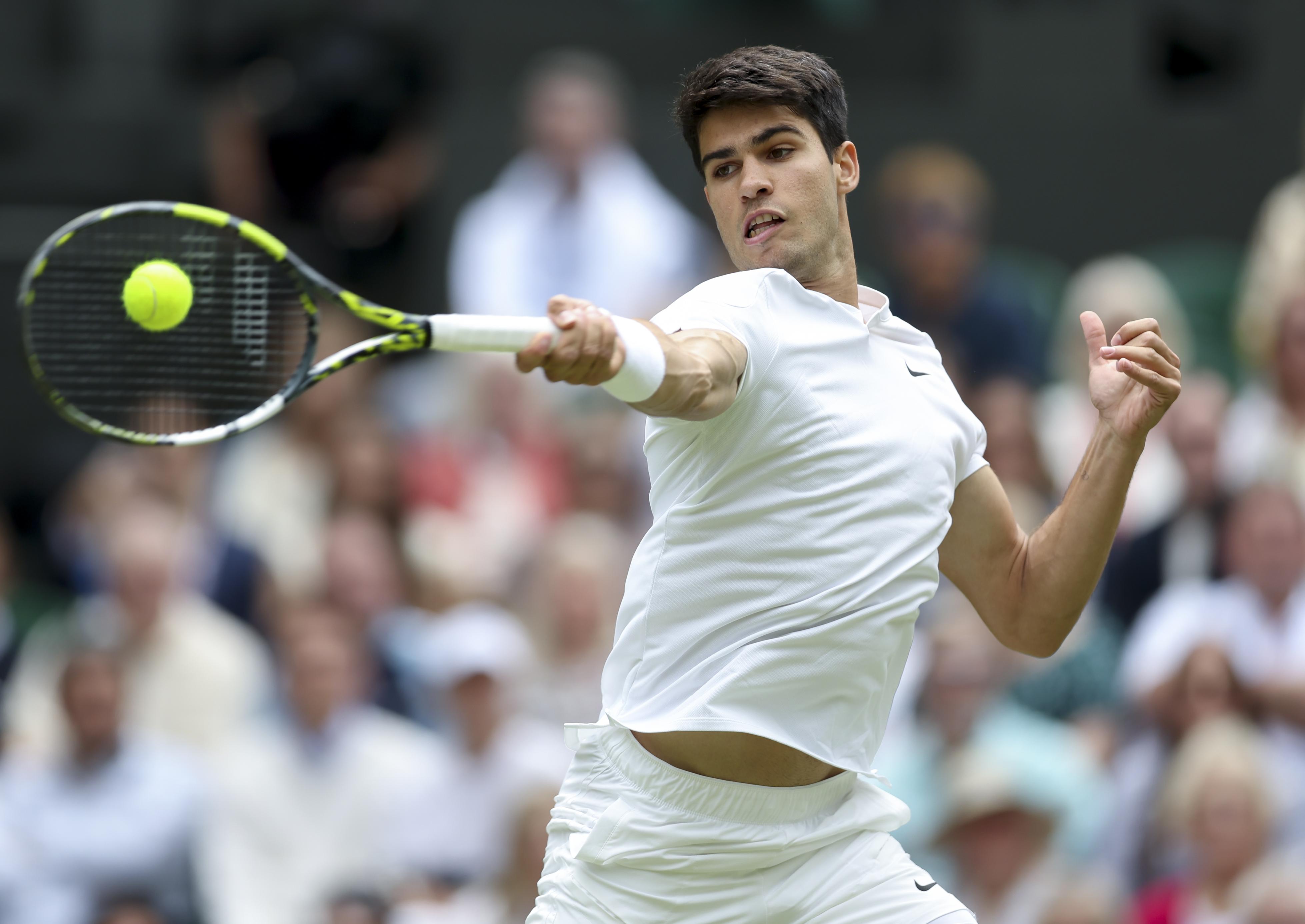 拉沃尔杯轻取ATP总决赛，阿尔卡拉斯扛起全队