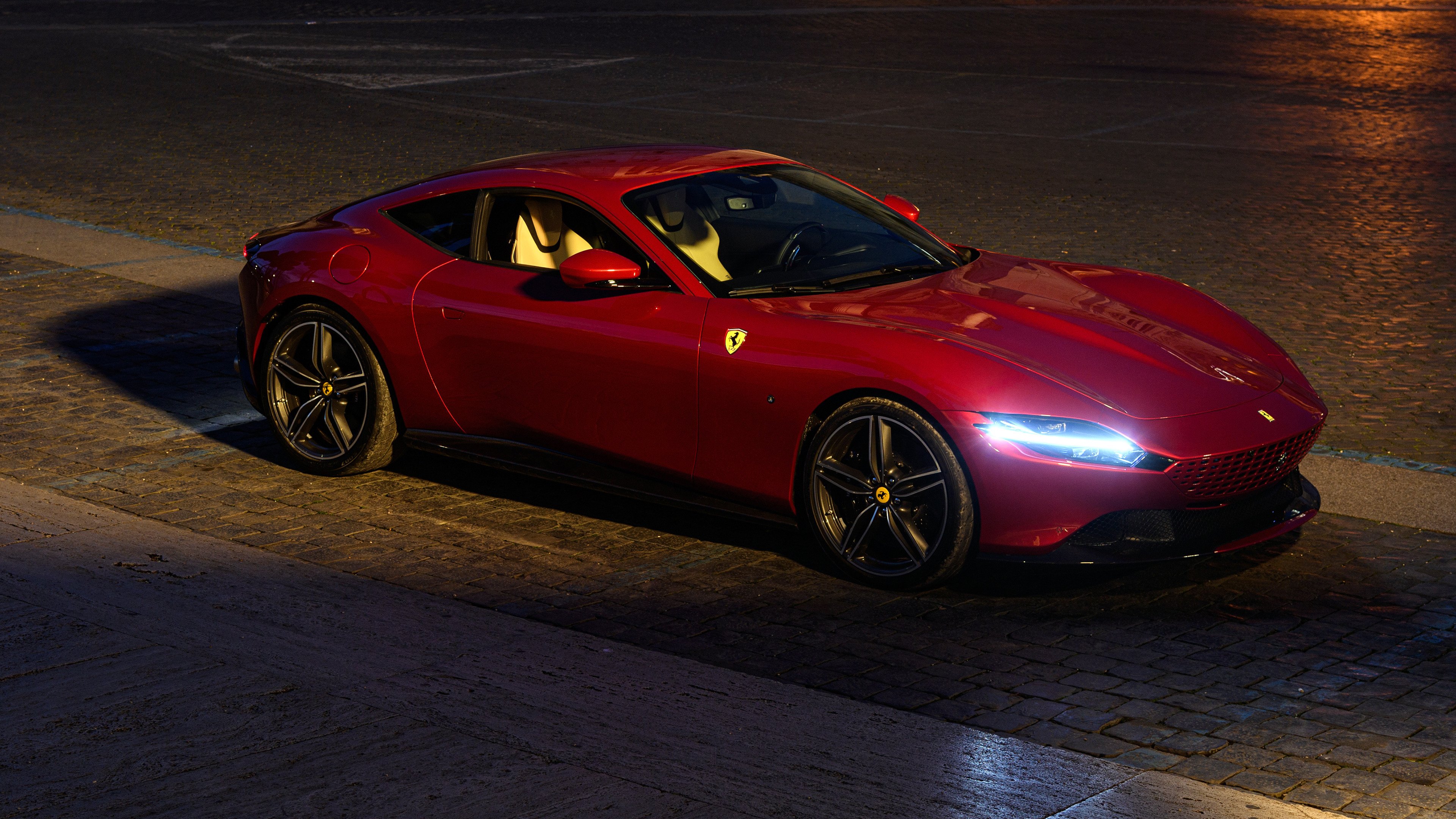 奥斯梅恩双响定乾坤，伊拉克点球鏖战险胜厄瓜多尔—绿茵场上的双重奏鸣