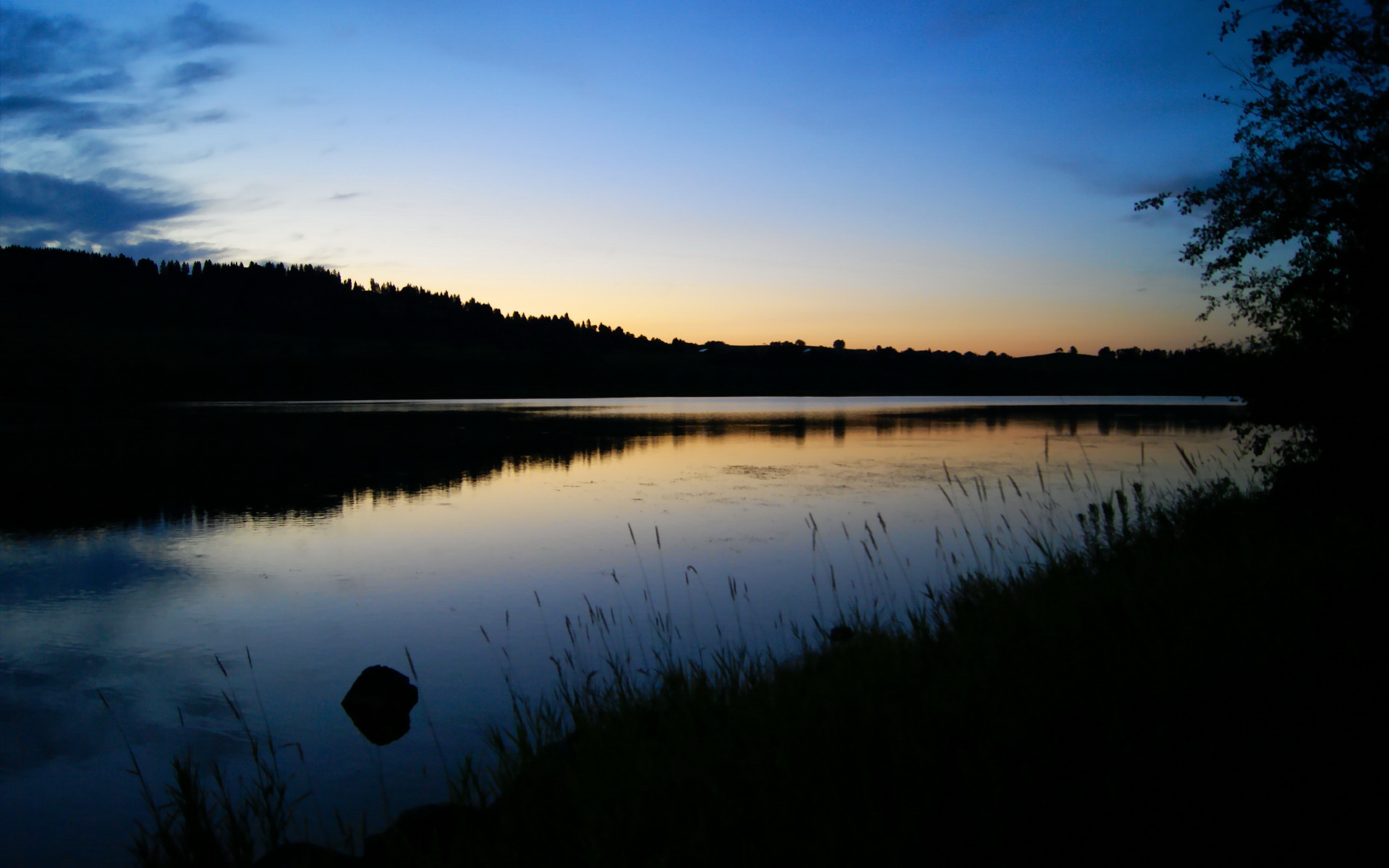 开云官网-坚韧的堡垒，戈贝尔在奥运关键战中的沉默宣言