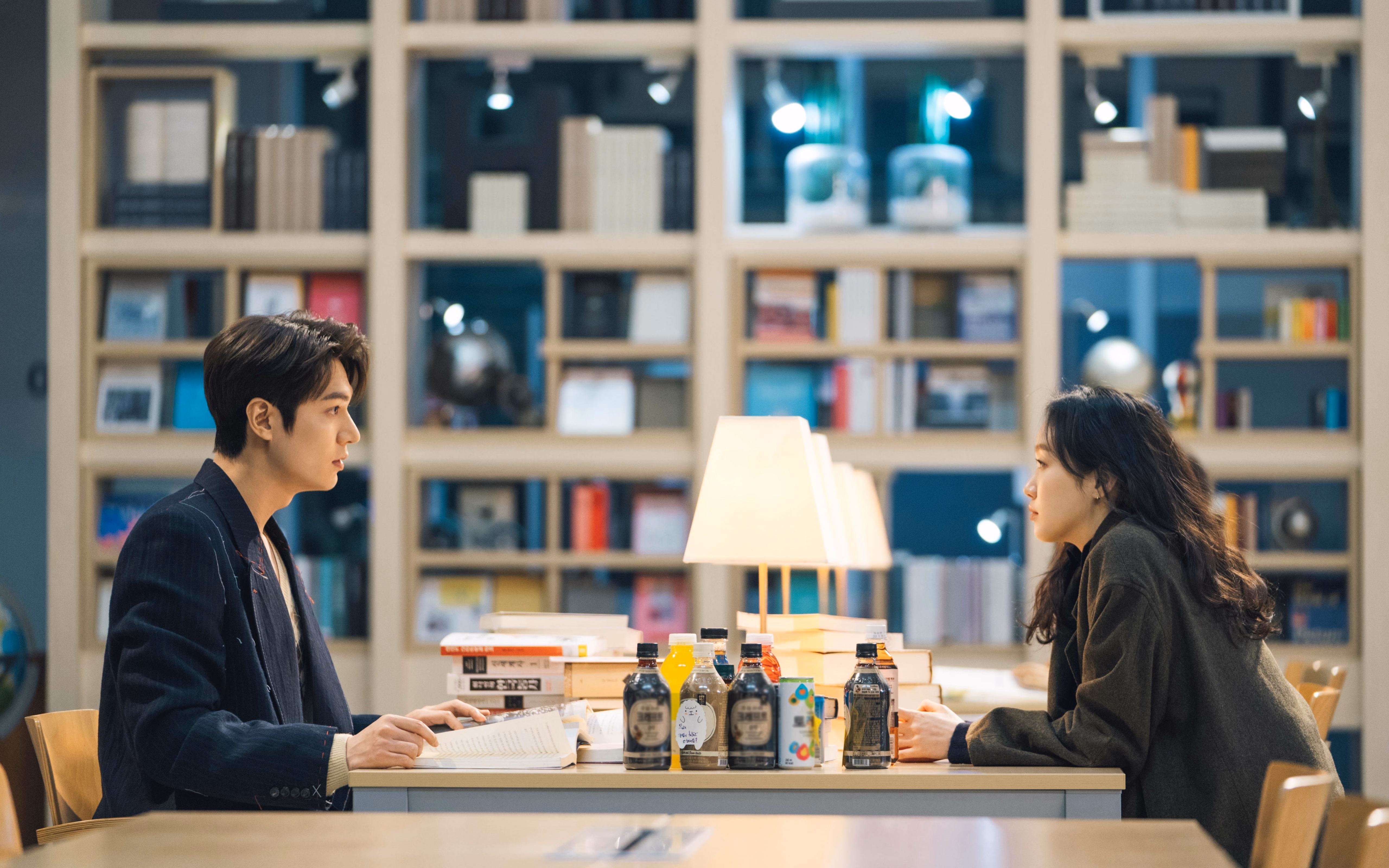 锁天之盾!库尔图瓦单场8神扑零封加拿大,瑞士门神改写比赛格局