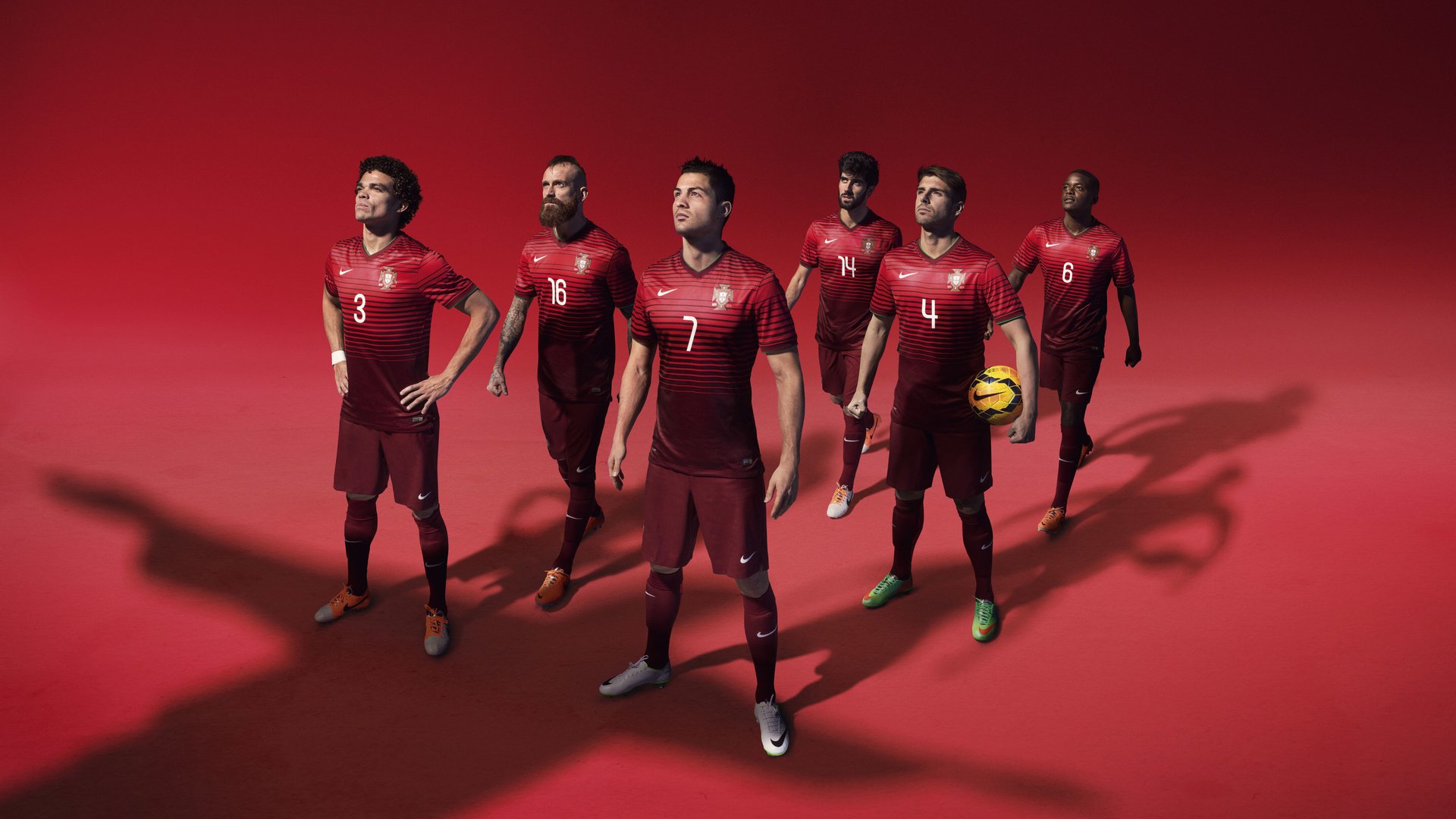 波兰之锁与沙漠之钥,阿什拉夫生死时刻的嗜血接管