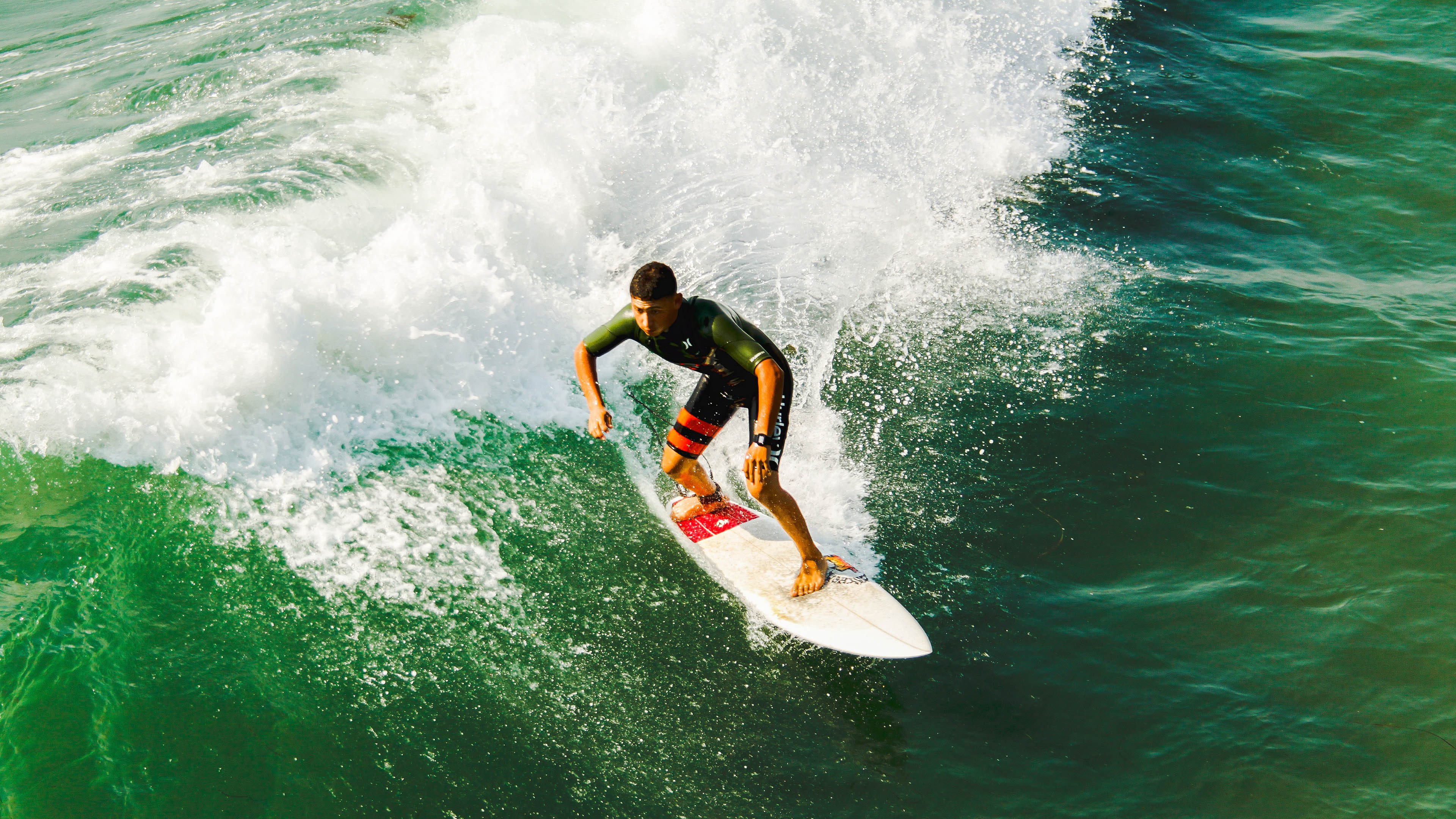 冷雨中的英雄，蒂亚戈一箭穿心，苏格兰斩落英格兰