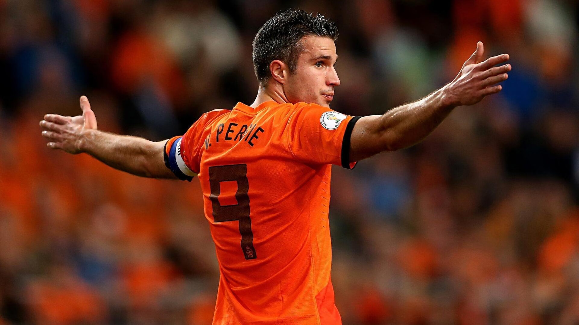 金靴破长夜，伊布终场绝杀铸就英超王冠