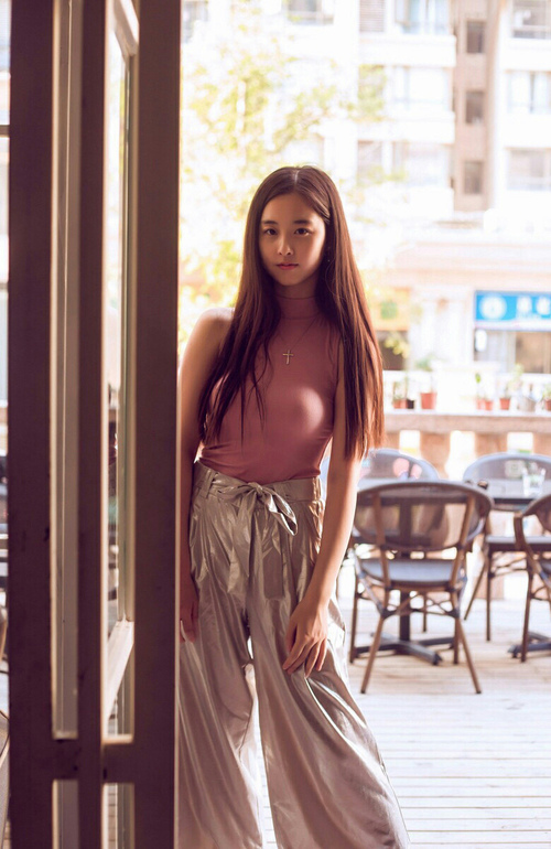 双星闪耀，当开拓者铁骑踏碎广厦，詹姆斯在年度之战奏响王者乐章